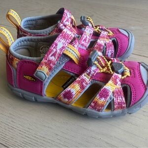 Keen Hydro Sandals Pink and Gray Sneakers with Durable Tread